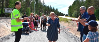 Lång väntan – men nu är gång- och cykelvägen här