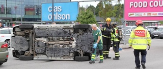 Fem personer i trafikolycka