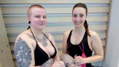 Nu är Viktoria och Tyyne ett steg närmare polisdrömmen – klarade simtestet: "Tjatat om att bli polis sen jag var fem år"