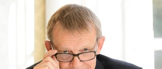 Längst kö till Hans Roslings bok