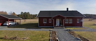 Nya ägare till villa i Rimbo - prislappen: 5 100 000 kronor