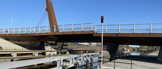 JUST NU: Problem med Tullgarnsbron – har fastnat