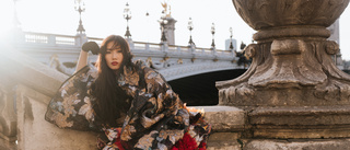 Modeaktivist ställer ut på uppländskt slott