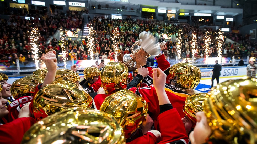 Nytt guldjubel i Luleå? Det tror medierna och tränarna om SDHL-säsongen. Arkivbild.
