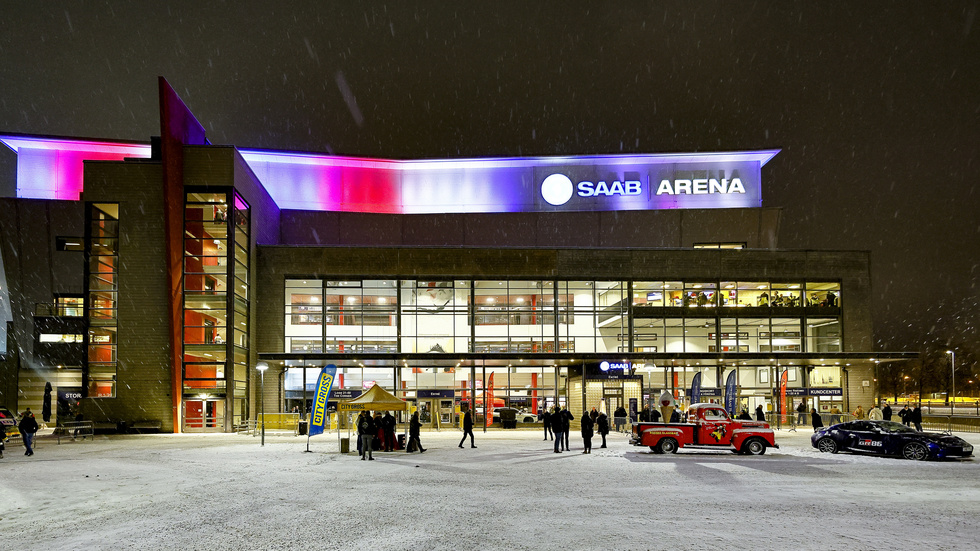 Köerna till Saab Arena riskerar nu att bli ännu längre.