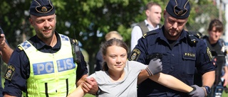 Thunberg bortförd vid ny aktion i Oljehamnen