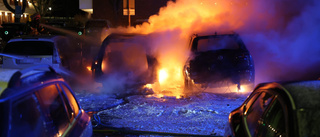Tre Uppsalaparkeringar utsatta för bilbränder