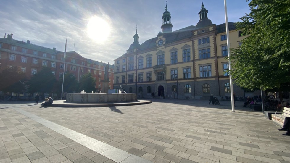 Fristadstorget och stadshuset i Eskilstuna.