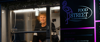 Emelie har öppnat Linköpings mest rosa food truck