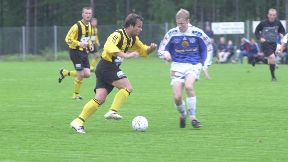 Michael Kennmark gjorde tre mål när Gullringen vann med 4-0 mot Nässjö.