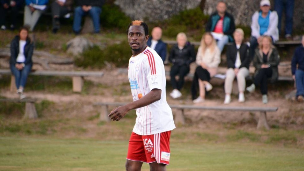 Albert Kargbo gjorde Horn/Hycklinges mål.