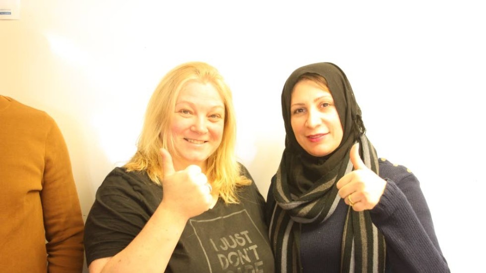 Lina Spasova och Roula Al Zoubai är förväntansfulla inför utbildningen till bussförare