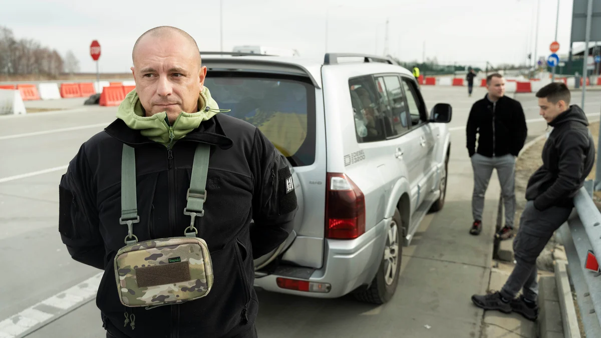 Alex L mnar Familjen F r Att Strida I Ukraina Strengn s Tidning