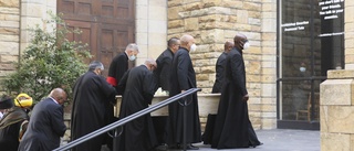 Tutus kropp förd till katedral i Kapstaden