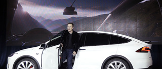Tesla: Självkörande bil tio gånger så säker