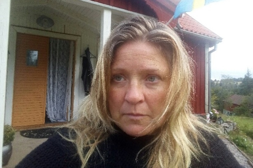 Ewy Pettersson har aldrig upplevt ett sådant åskoväder som orsakade blixtar i hennes kök. När hon tittade ut genom fönstret såg hon kadugårdsbranden vid Råås kvarn. 