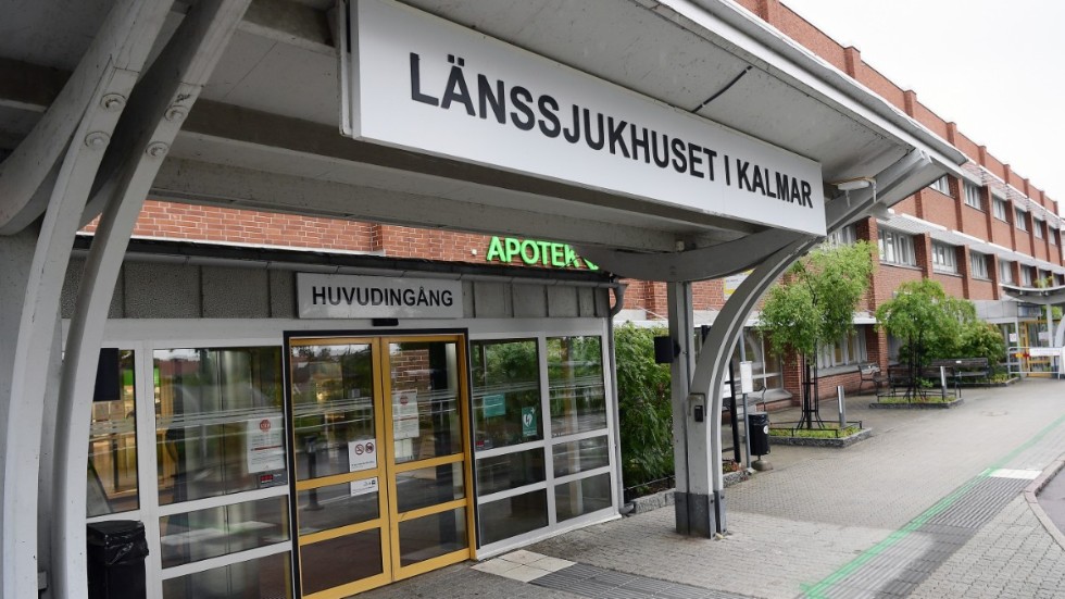 Till skillnad från "vanliga" somrar måste region Kalmar i år ha beredskap för patienter som kommer in med covid-19 och kan behöva intensivvård.