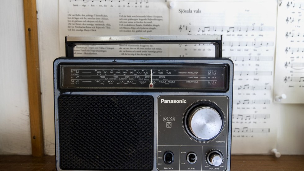 Glöm aldrig radions möjligheter i ur och skur. Närradion är en lokalradio som behövs, skriver Joha Frondelius.