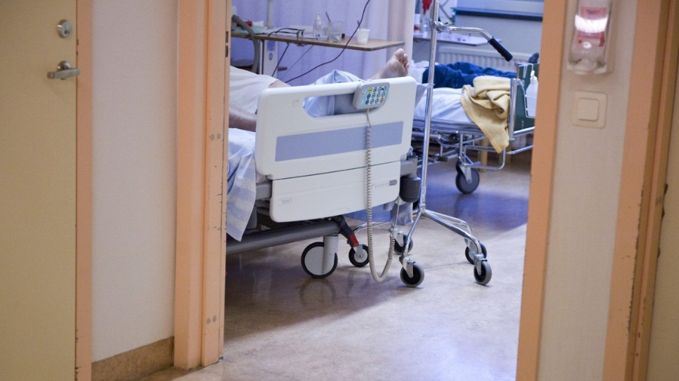 På söndagen vårdades 83 personer på länets sjukhus – en ökning med sex personer på ett dygn.