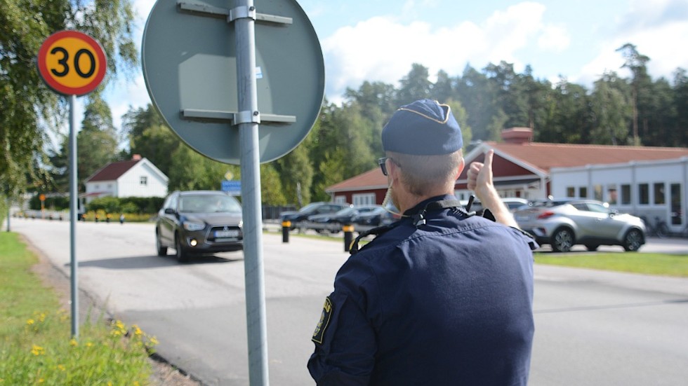 Många bilister i Vimmerby och Hultsfred fick tummen upp när polisen hade extra koll på hastigheten förra veckan. Men 20 åkte på fortkörningsböter. Bilden är tagen vid ett tidigare tillfälle.