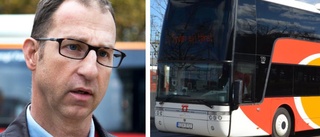 Busschaufförernas plexiglas försenade – ett 50-tal bussar berörs