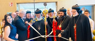 Nu är den syrisk-ortodoxa kyrkan invigd – kyrkans patriark reste från Damaskus för ceremonin