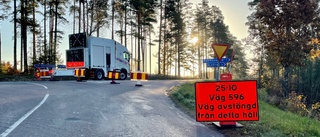 Väg avstängd under asfaltering – trafikanter till Katrineholm får ta omväg