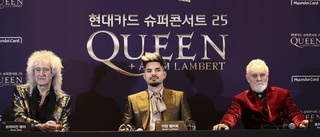 Queen spelar för drottningen