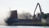 Lastfartygsbrand i Landskrona släckt