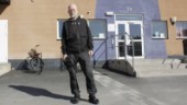 Från plats 25 till 1 – Jerry Persson toppar vänsterns lista i Flen: "Är ingen patriarkal gubbe som pekar med hela handen"