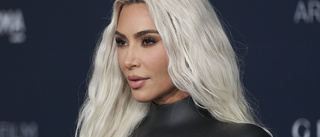 Kardashian hånad för strejkbryteri