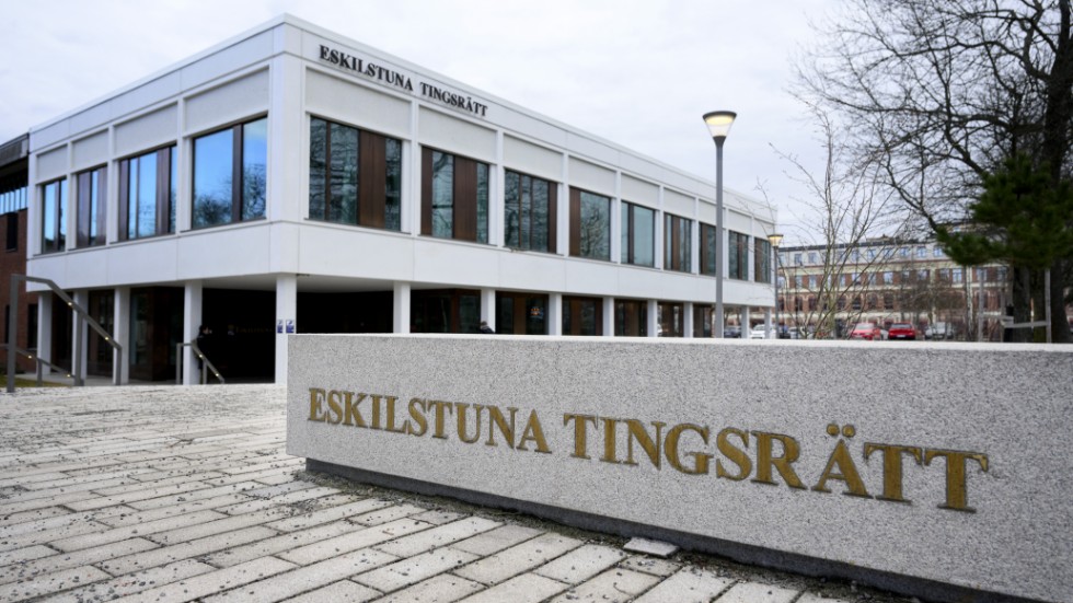 De fyra misstänkta häktades vid Eskilstuna tingsrätt i april. Arkivbild.