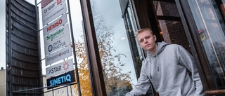 Victor, 19, fick jobb i IT-branschen direkt efter studenten: "Det är kul att gå till jobbet"