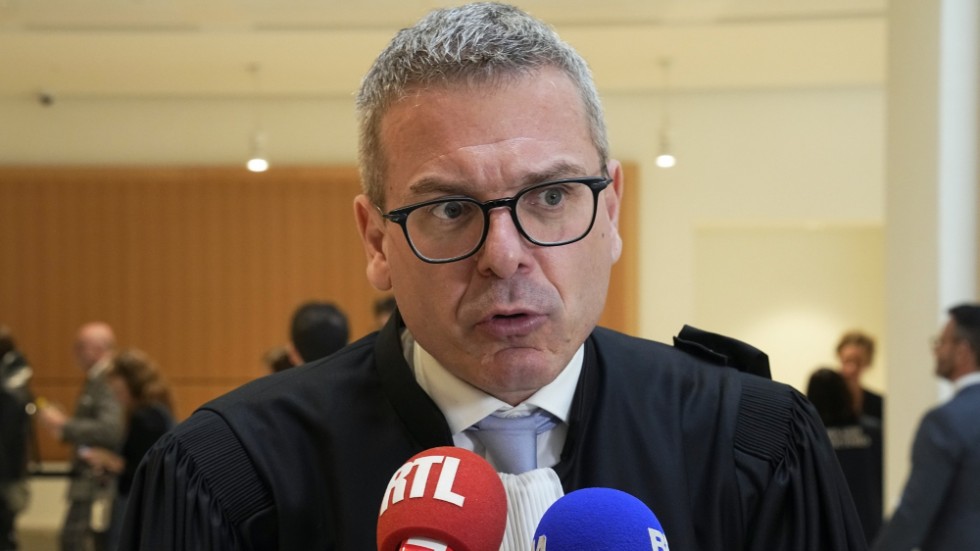 Advokaten Thibault de Montbrial, som företräder de tyska offren i den förödande flygkraschen med ett Air Franceplan år 2009, när rättegången inleddes i oktober. Arkivbild.