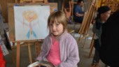Självporträtt stod på målarschemat: " Havremagasinet vill bjuda på ett lustfyllt "prova på skapande" för barn och vuxna"