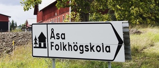 Säkrare busshållplats behövs vid Åsa folkhögskola