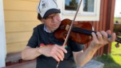 Burträsksvängen har utsett Årets Hedersspelman 2022 – folkmusiker prisas • ”Han vårdar ömt varje ton”