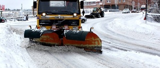 Intensiva dygn för snöröjarna i Flen