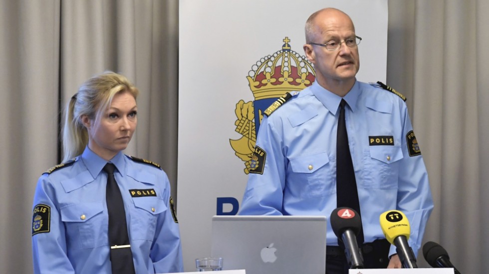 Linda Staaf, chef för underrättsenheten på Noa, och Mats Löfving, numera regionpolischef i Stockholm och ställföreträdande rikspolischef. Arkivbild.