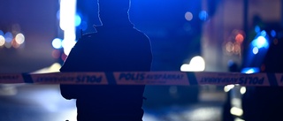 Parkeringsvakt i Malmö stickskadad – män gripna