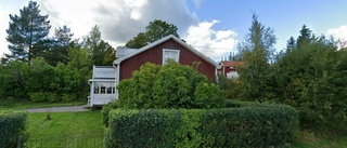 Nya ägare till villa från 1910 i Tierp - prislappen: 1 080 000 kronor