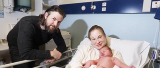 Välkommen ut Noah – årets först födda bebis på Mälarsjukhuset i Eskilstuna: "Ville gärna att han skulle komma i januari" 