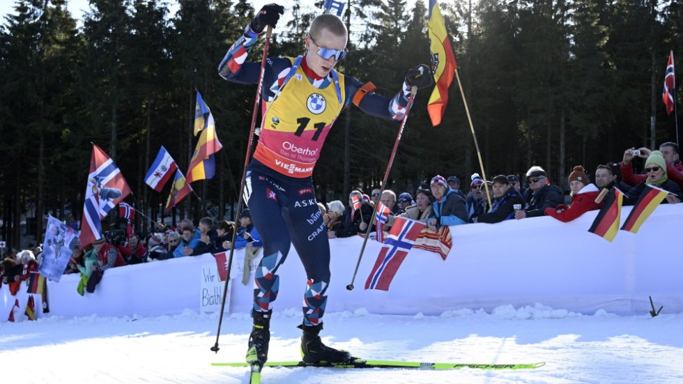Ingen hänger med Johannes Thingnes Bø i skidspåren. Han tog sitt fjärde VM-guld när han vann distanstävlingen.