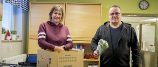Mathjälpen flyttar in i ny lokal på norr – delar ut 150 matkassar i veckan: "Kan man hjälpa till så gör man det"