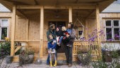 Familjen lever på att rädda ödehus och gamla byggnader – har tusentals följare på Instagram