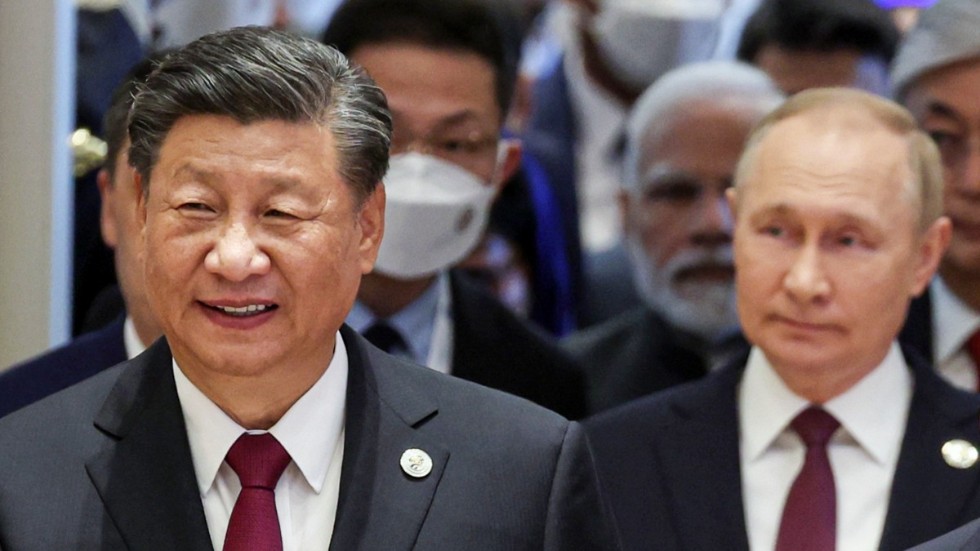 Kinas president Xi Jinping och Rysslands Vladimir Putin under toppmötet i Samarkand, Uzbekistan.