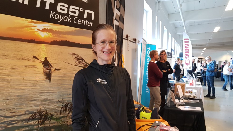 Julia Wibergs företag Grebokajak växer och erbjuder från 2020 flera paddlingspaket och på fler orter. 