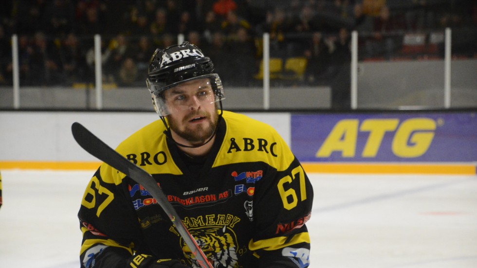 "Vi har fått ihop ett bra lag och jag tror det kan gå långt", tycker Oskar Carlsson. 