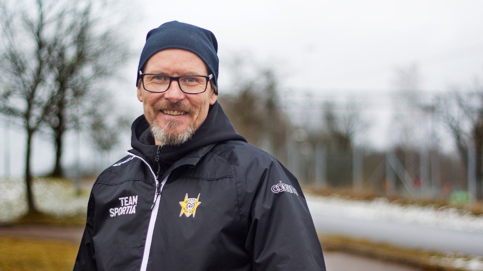 Motala AIF:s ishockeyordförande Stefan Svärd tycker inte att utredningen om Varamon behövs. "Lägg pengarna på att utveckla det idrottscentrum vi redan har", säger Svärd.