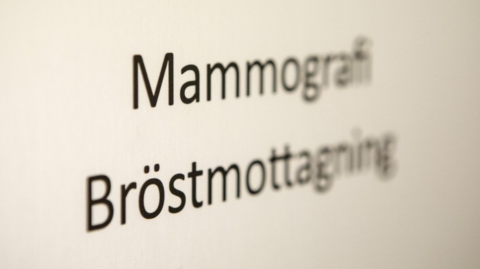 Skribenten tycker att åldersgränsen för mammografi ska höjas i Region Västerbotten.